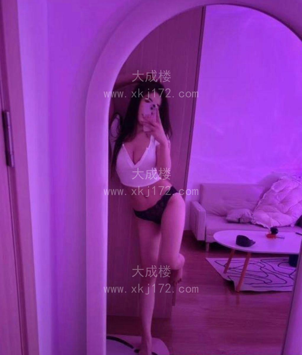 天河瑜伽大长腿琳琳