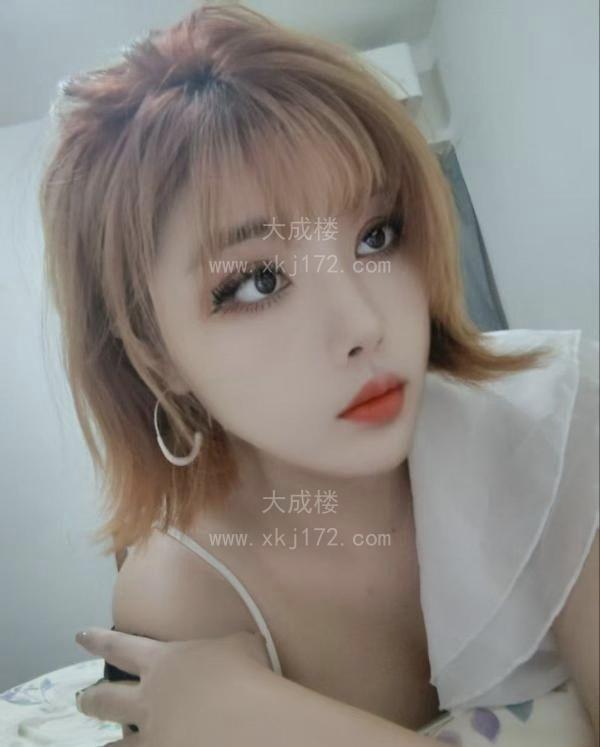 新建性感小姐姐