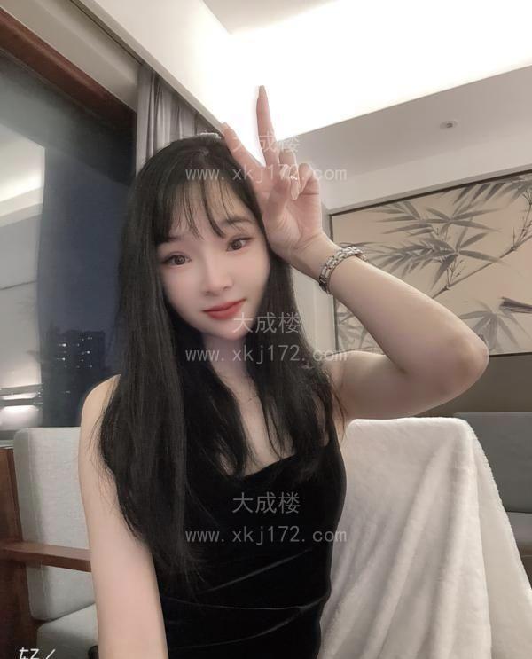 佛山颜值在线的小姐姐