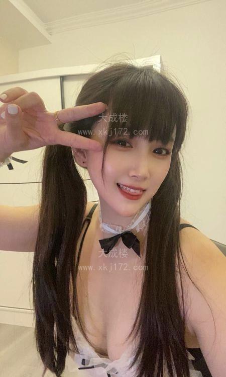 双马尾邻家姑娘晓晓