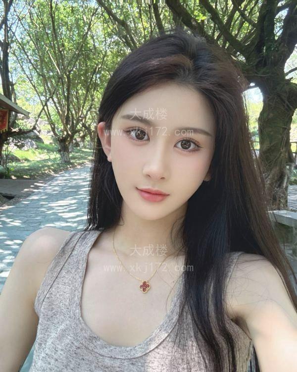 静安瑜伽老师CC