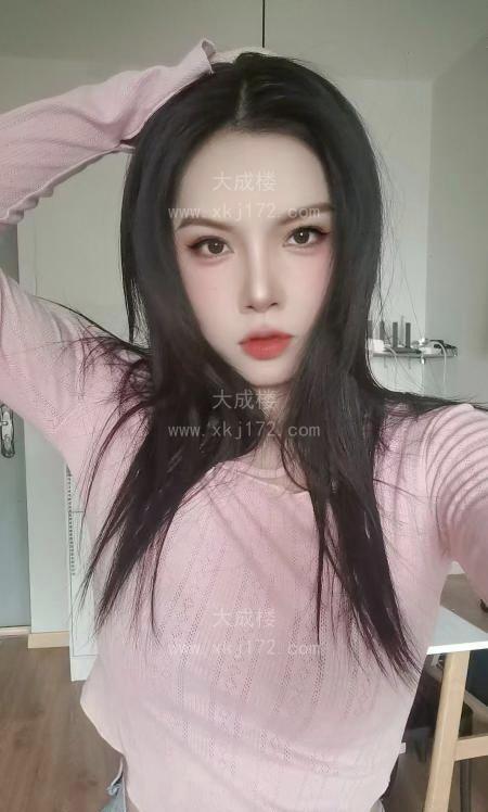 民族大道高挑少妇