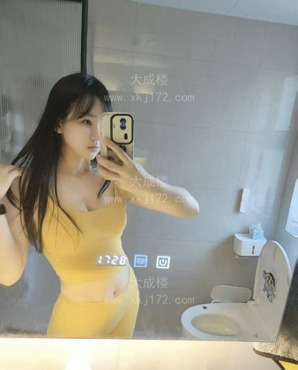 气质风韵辣妹子