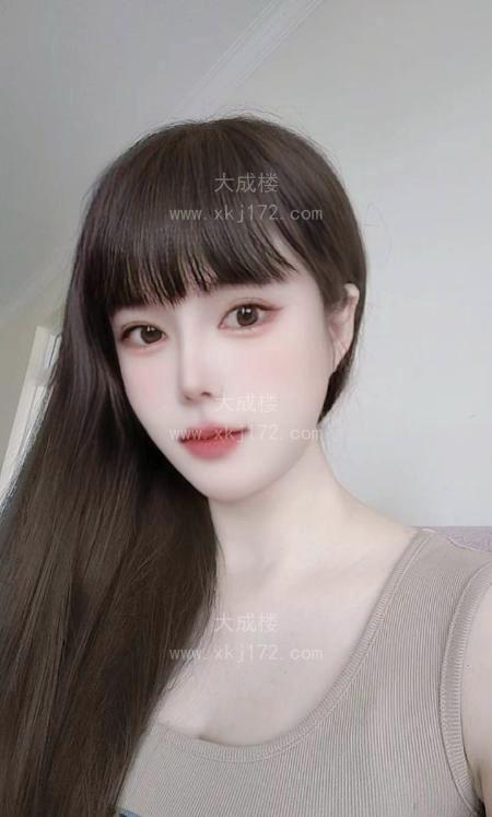 服务热情颜值妹子