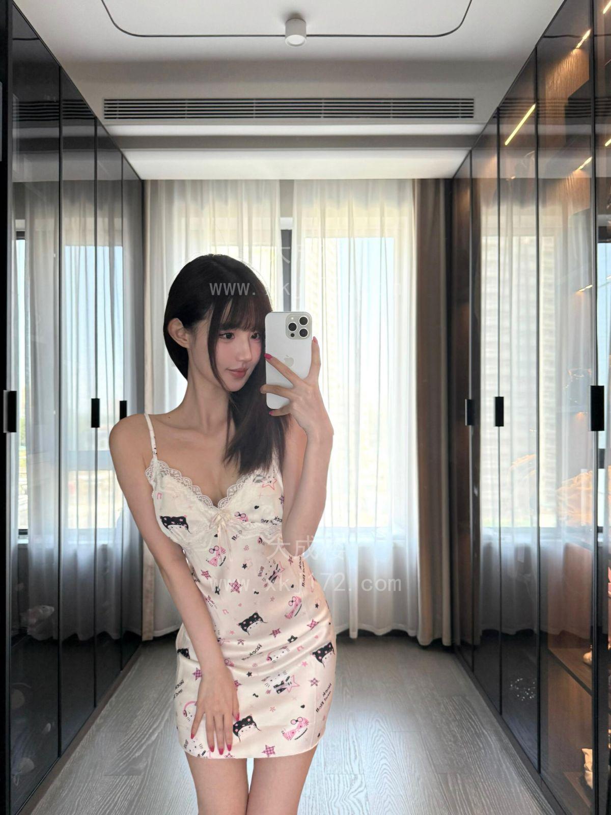 白云极品白虎嫩妹个人兼职