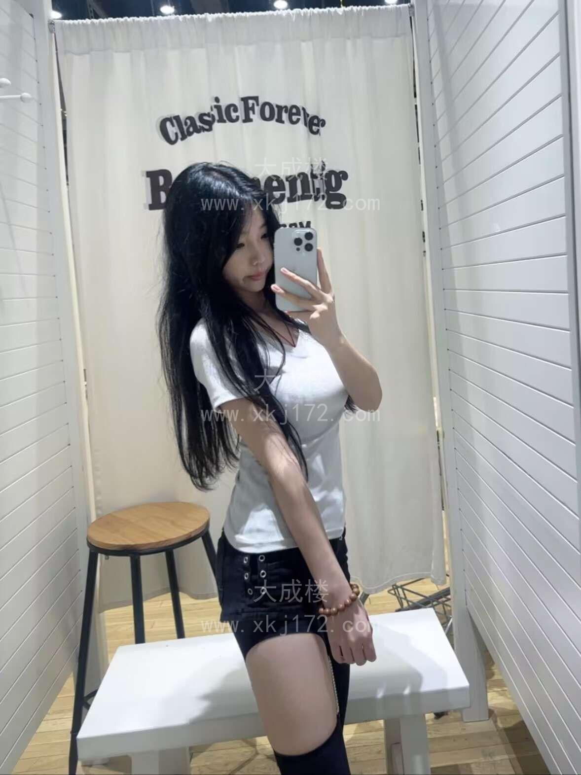 三点粉会叫床璐姐