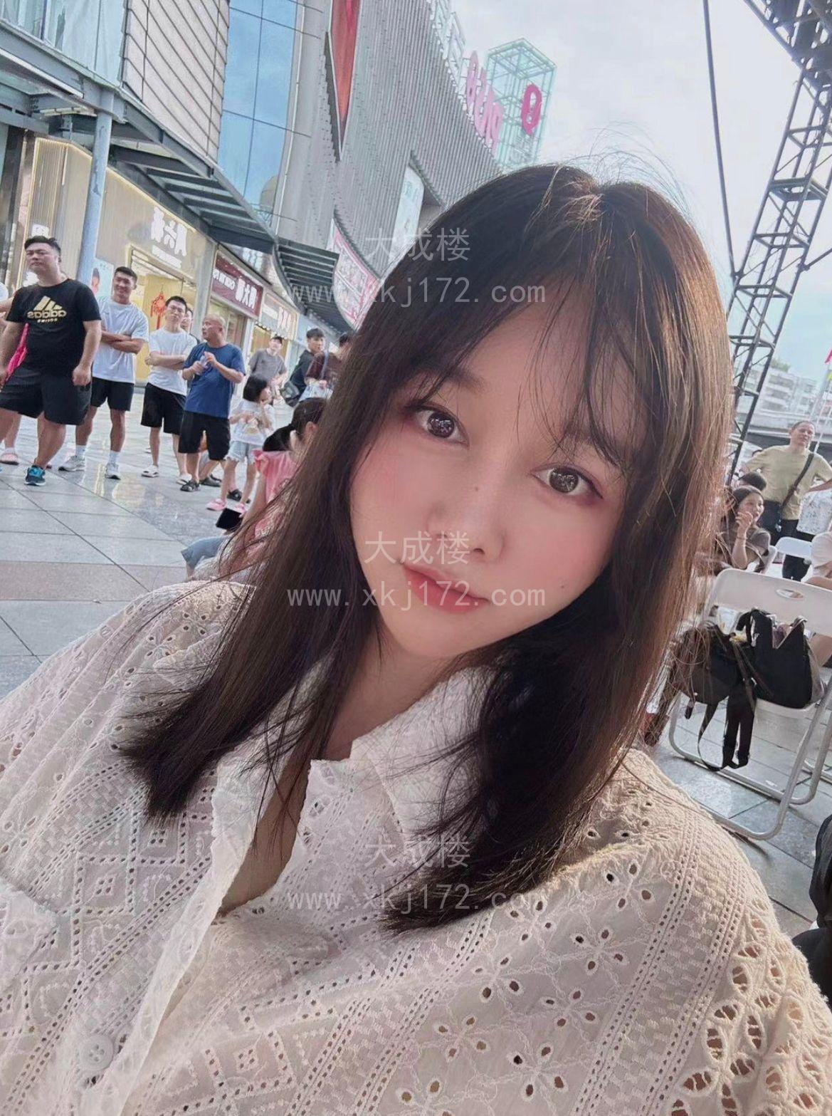 前凸后翘兼职小橙子