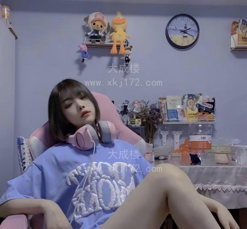 雨花萝莉小美女