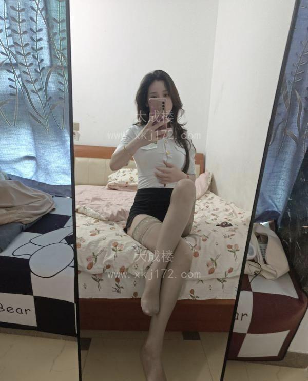 佛山妖娆长腿小姐姐