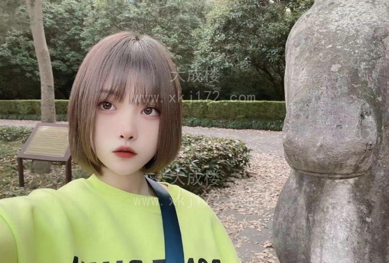 雨花萝莉小美女