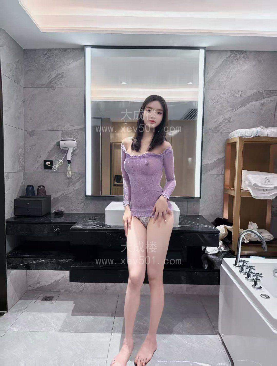 黄埔白嫩逼紧水多乖巧听话小贝贝